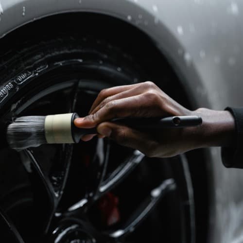 Nettoyage et décontamination jantes à Lyon JB Service