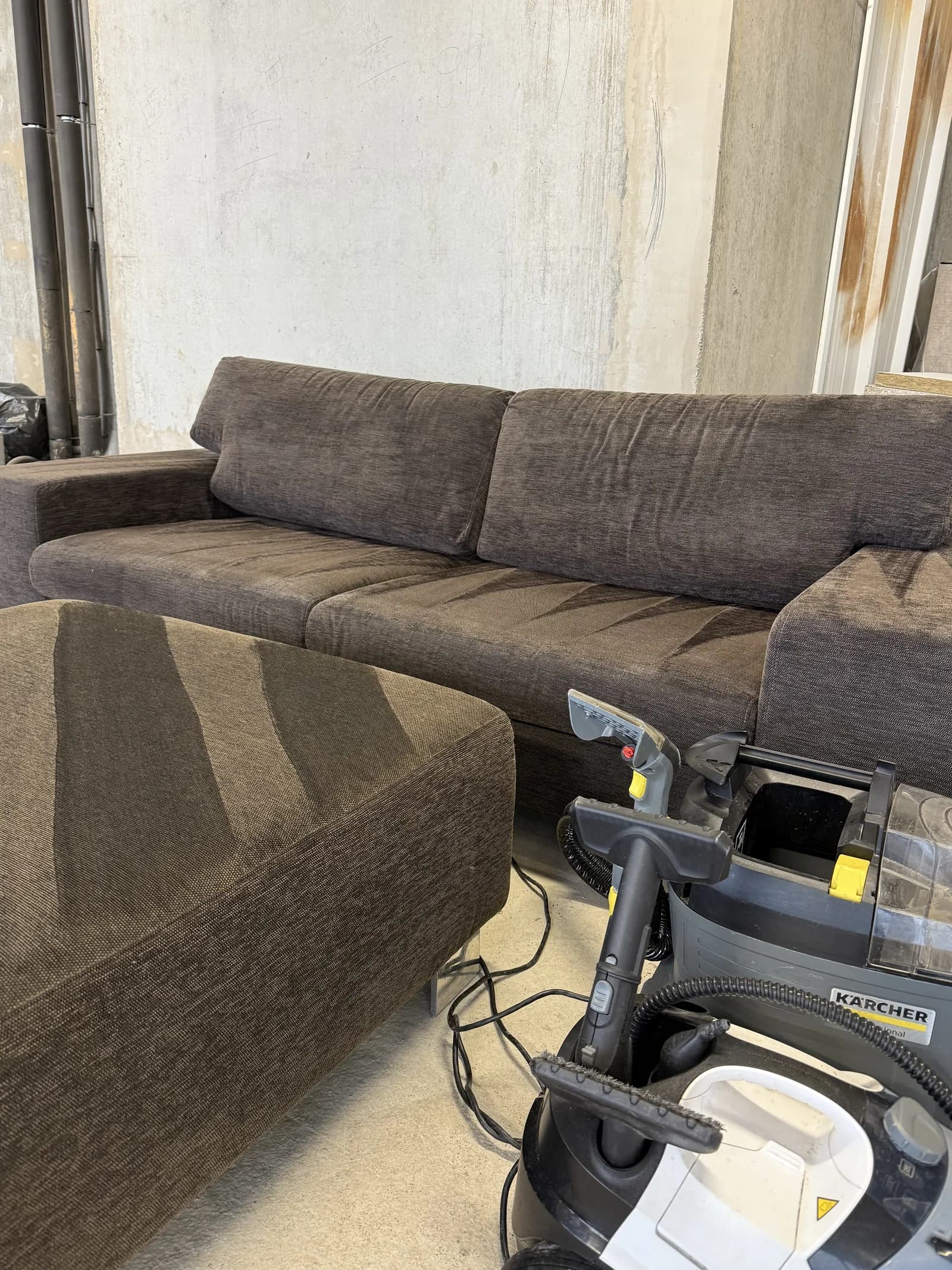 Nettoyage tapis et canapé à domicile à Lyon