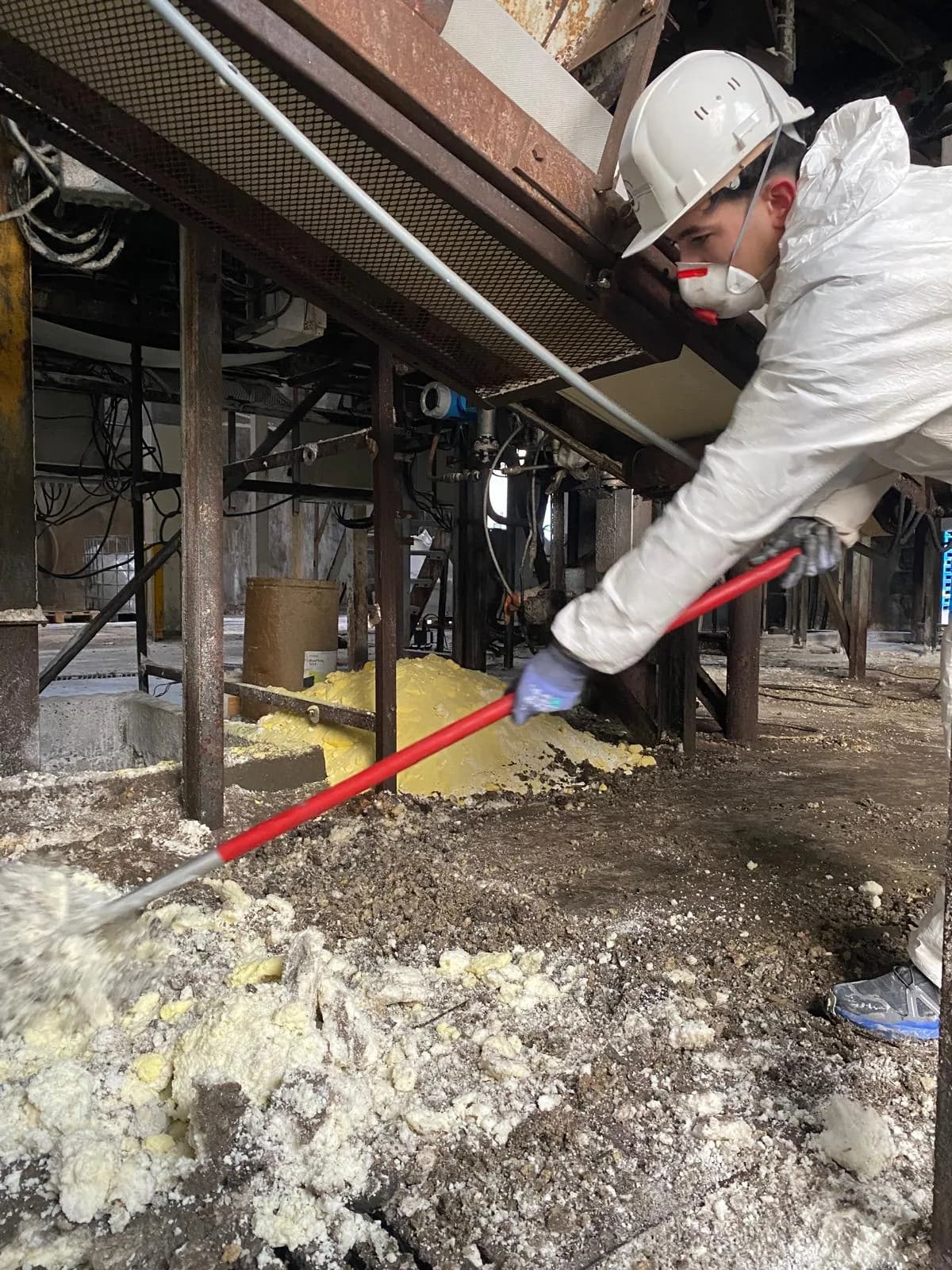 Décontamination amiante combinaison JB Service Lyon