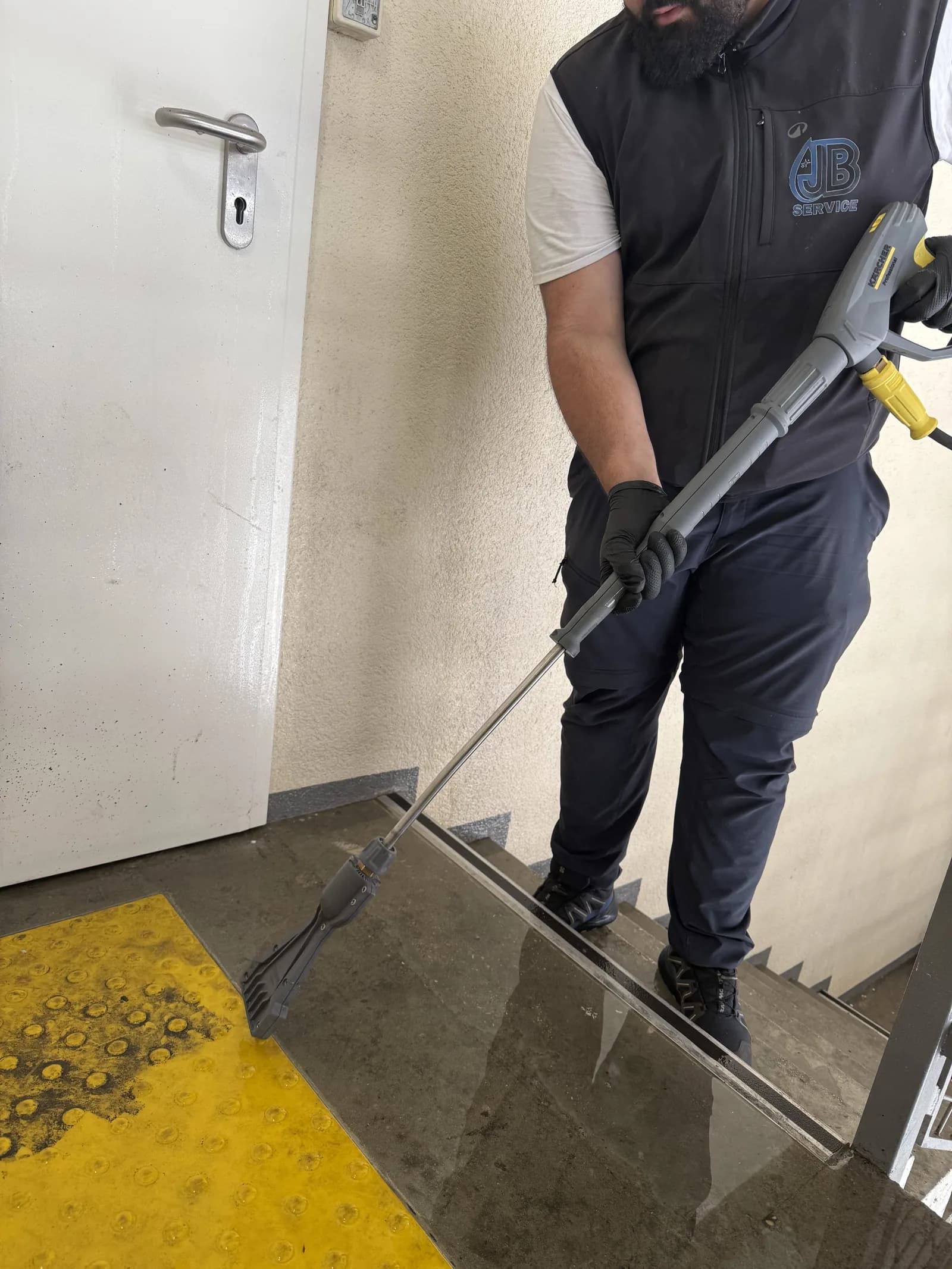 Remise en état fin de location et débarras à Lyon